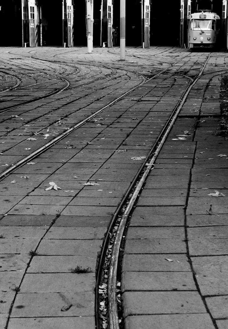 Визуальное исследование объекта: трамвай.