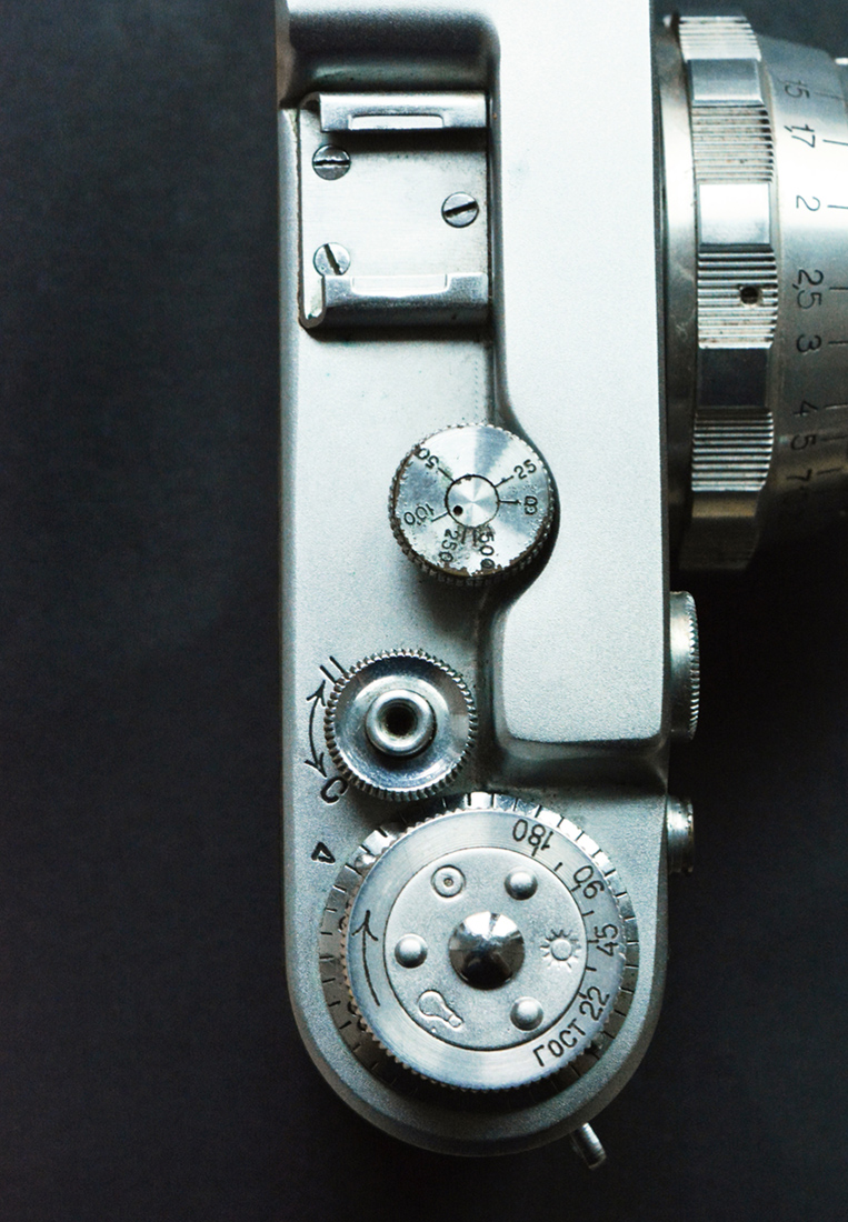 Визуальное исследование объекта: фотоаппарат.