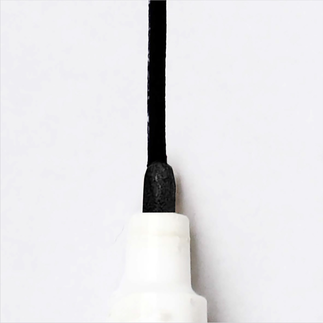 Визуальное исследование объекта: фломастер.