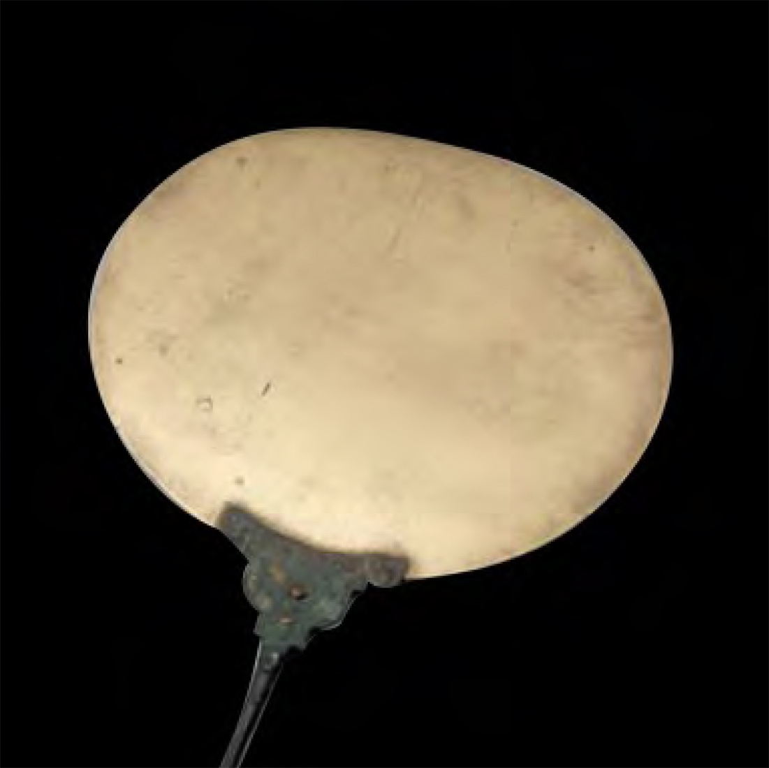 Визуальное исследование объекта: зеркало.