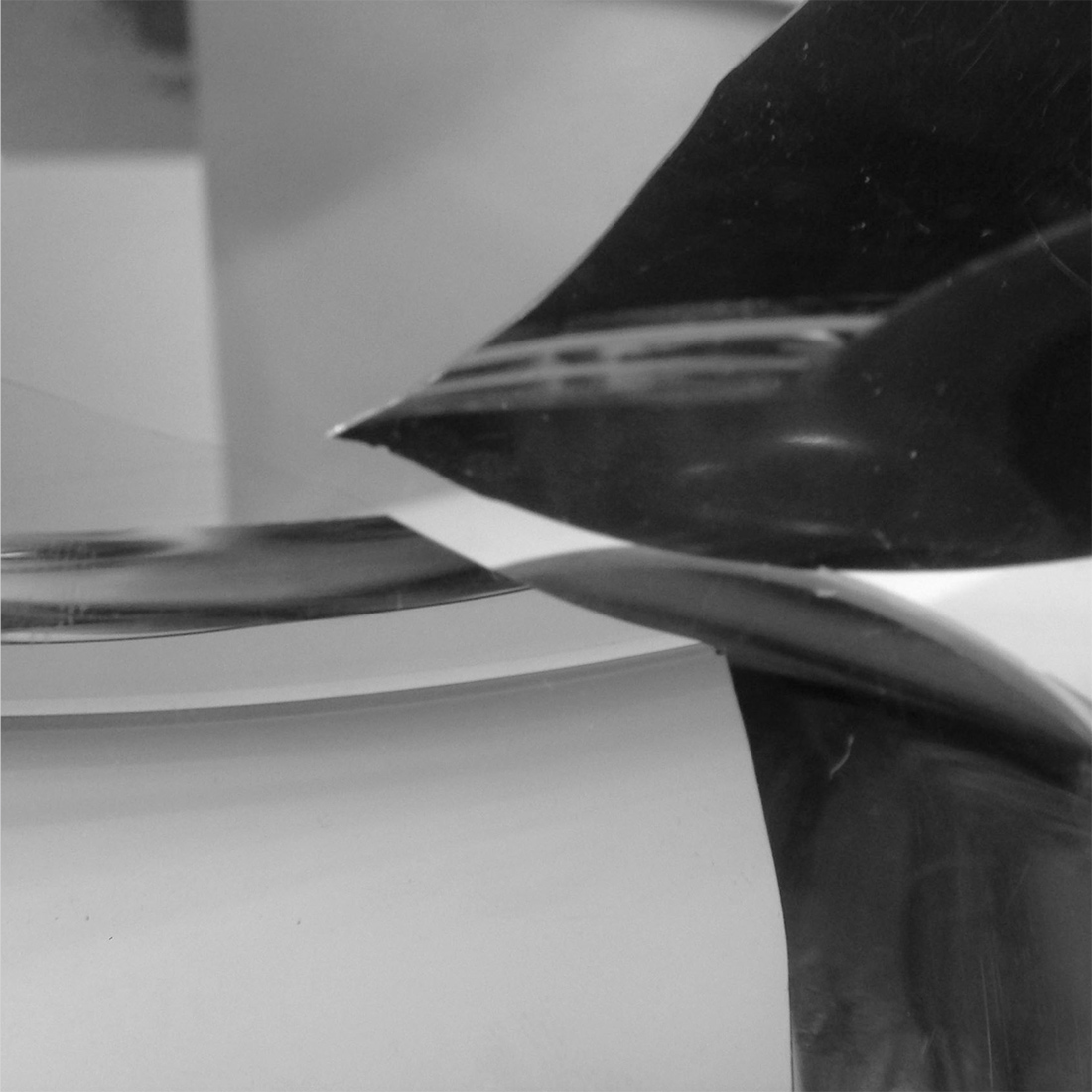 Визуальное исследование объекта: зеркало.