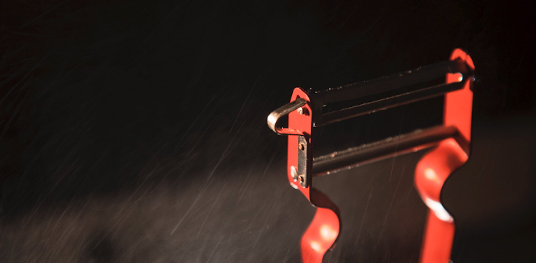 Визуальное исследование объекта: овощечистка.