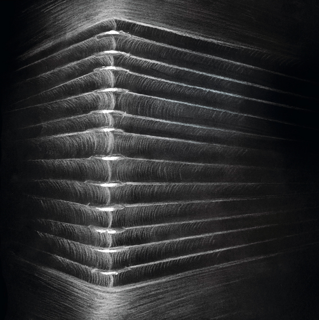 Визуальное исследование объекта: аккордеон.