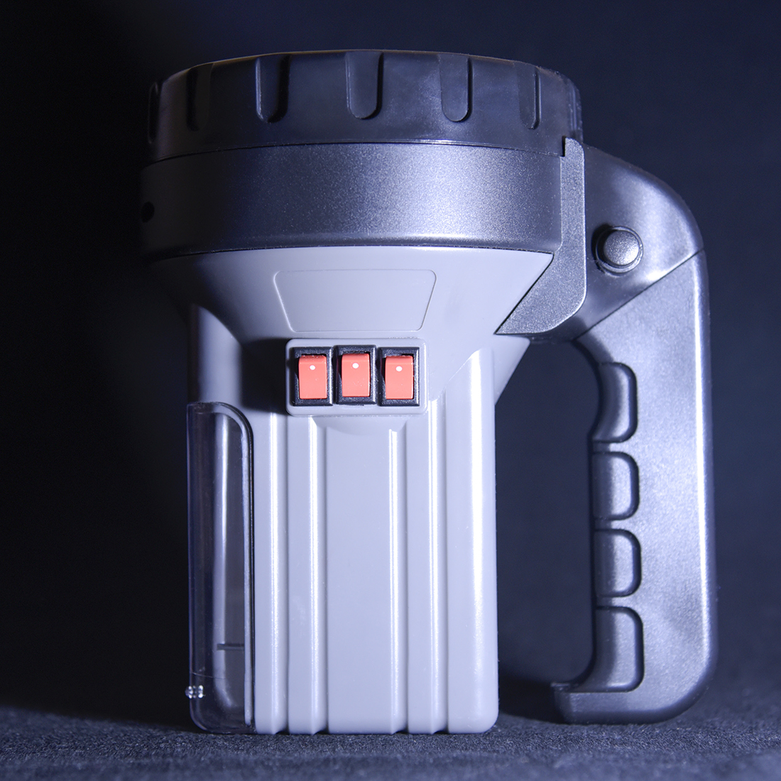 Визуальное исследование объекта: фонарь.